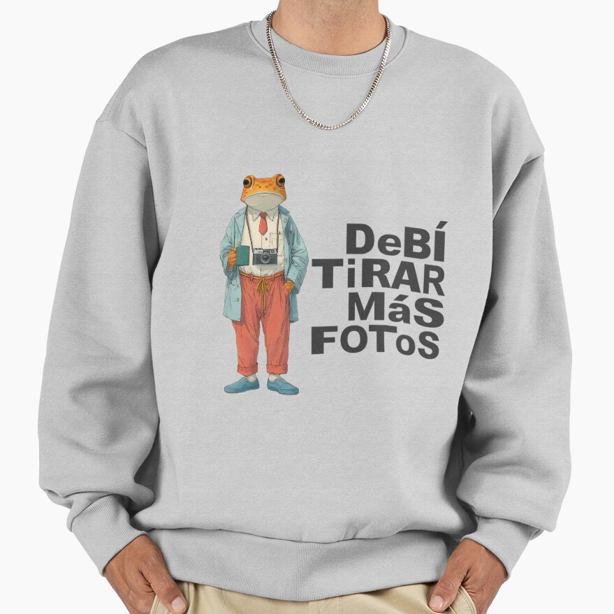 Bad Bunny Debi Tirar Mas Fotos Latina Coqui Sweatshirt - Image 4